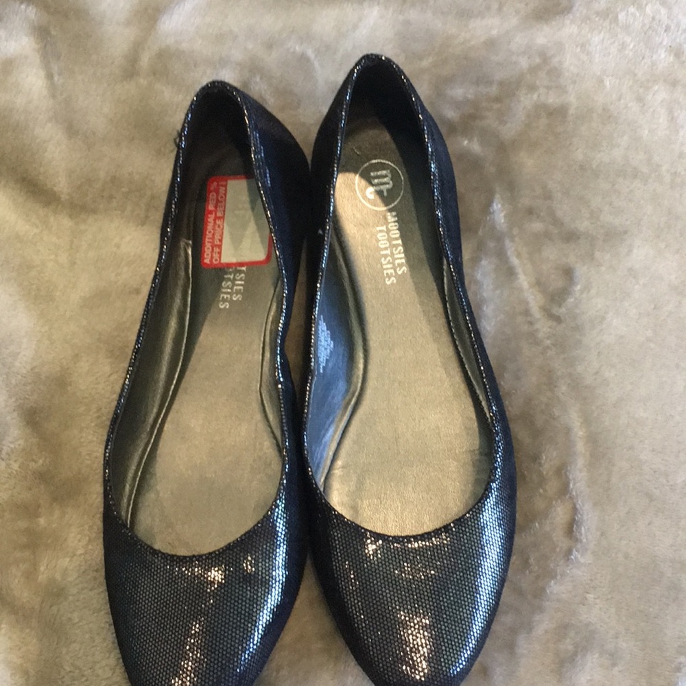 New Mootsies Tootsies Black sparkle cozy flats